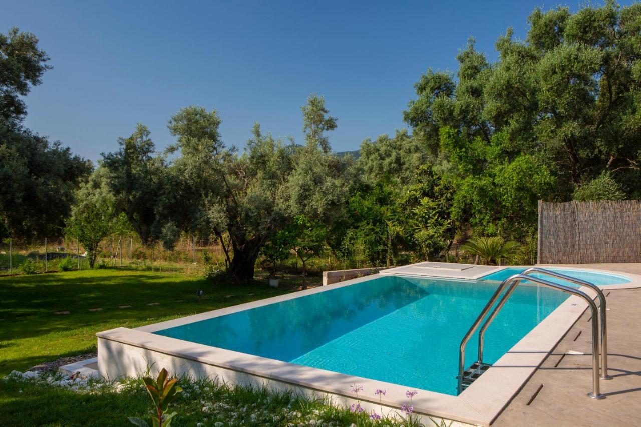 Averto Villas With Private Pool Nydri  Ngoại thất bức ảnh